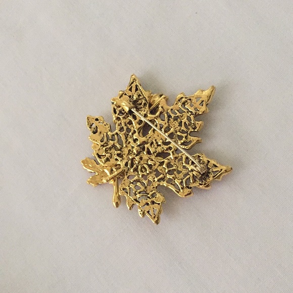 🍏50% OFF/3+...Antique Inspired Maple Leaf Brooch - Picture 6 of 7